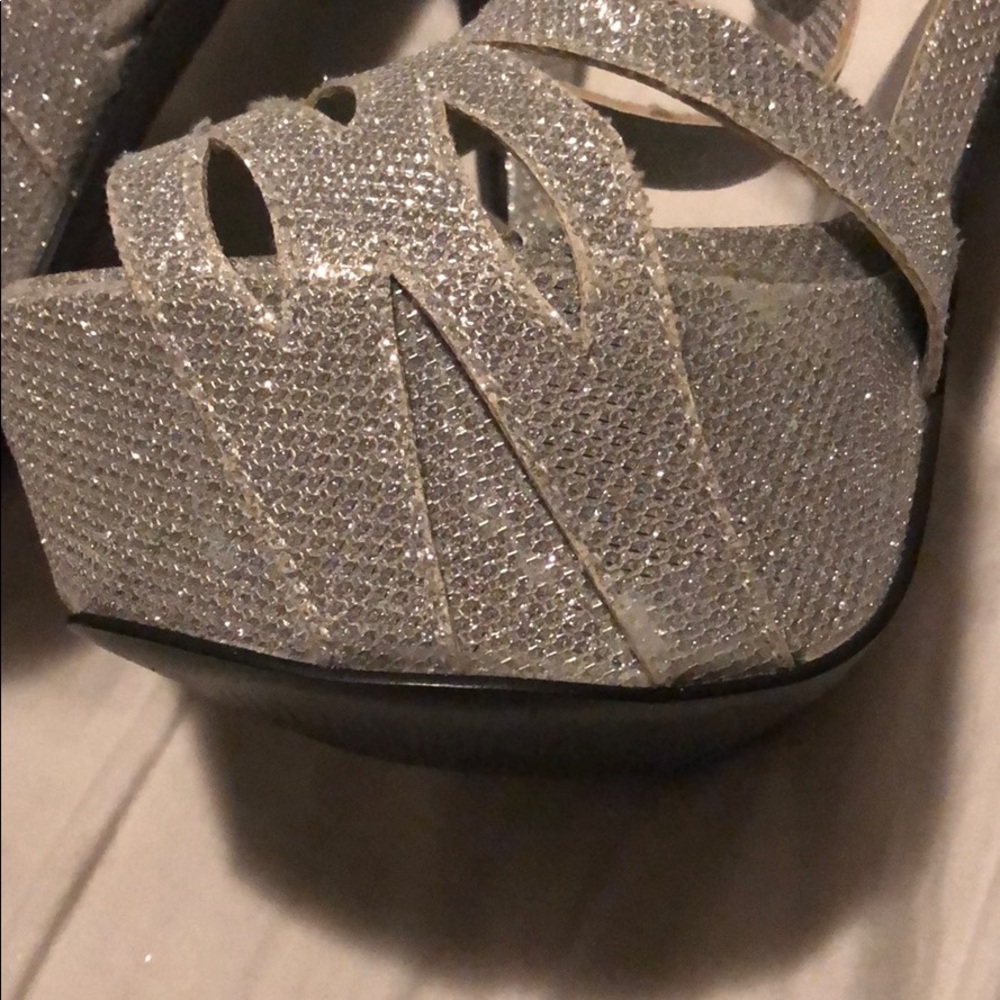 Club Ready! Sz 8 Shi by Journeys Platform Heels - Picture 6 of 8